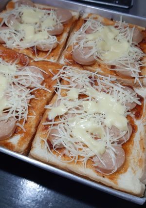 Foto resep Roti sosis dadakan