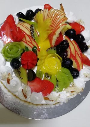 A picture of Fruit Cake.