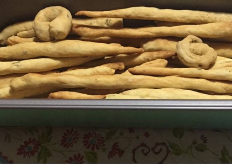 Steps to Prepare Quick Grissini con semi di finocchietto e rosmarino