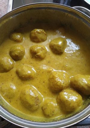 Una foto de Albóndigas en salsa de almendras