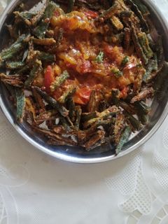 कुरकुरी सेयल भिंडी (Kurkure seyal bhindi recipe in hindi) रेसिपी मुख्य फोटो