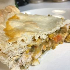 A picture of EASY Chicken Pot Pie.