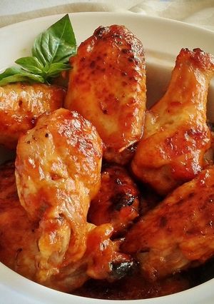 Foto principal de Alitas de pollo al horno con salsa de ketchup y miel