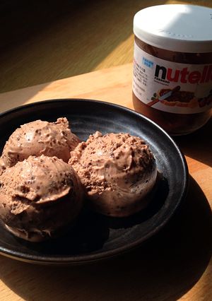 手工自製Nutella榛果巧克力冰淇淋 的食譜成品照片