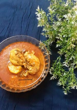A picture of Chicken Curry.