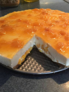 Una foto de Cheesecake de melocotón🍊