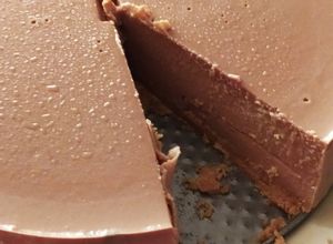 Foto principal de Tarta fría de Kit-Kat y chocolate en Thermomix 6
