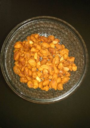 A picture of Masala ground nuts.
