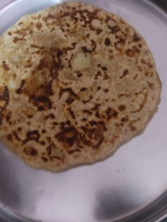 आलू का पराठा (Aloo ka paratha recipe in hindi) रेसिपी मुख्य फोटो