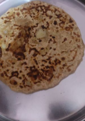 आलू का पराठा (Aloo ka paratha recipe in hindi) रेसिपी मुख्य फोटो