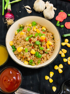 फ्राइड राइस (fried rice recipe in hindi) रेसिपी मुख्य फोटो