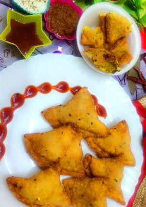 A picture of Samosa.