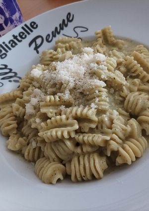Une photo de Pâtes sauce courgettes et parmesan