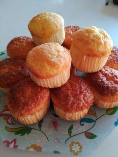 Una foto de Madalenas de naranja y aceite de oliva