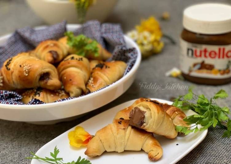 Nutella stuffed croissants