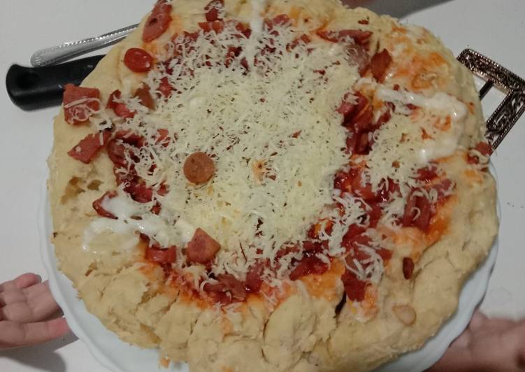 Langkah Mudah untuk Menyiapkan Pizza Sosis Ham Simple, Lezat Sekali