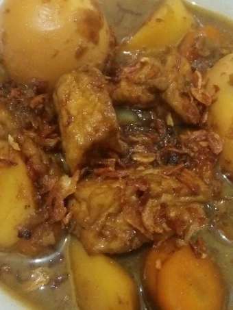 Langkah Gampang Menyiapkan Resep Semur 4* TeTaWoKe (Telur Tahu Wortel Kentang) yang  Bikin Ketagihan Anti Ribet, Lezat