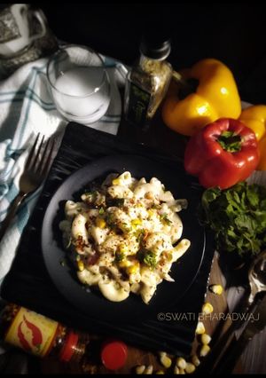 পাস্তা ইন হোয়াইট সস(Pasta In White Sauce recipe in Bengali) রেসিপির প্রধান ছবি