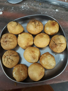 मूंग दाल मिनी खस्ता कचौड़ी (Moong Dal mini khasta Kachori recipe in hindi) रेसिपी मुख्य फोटो