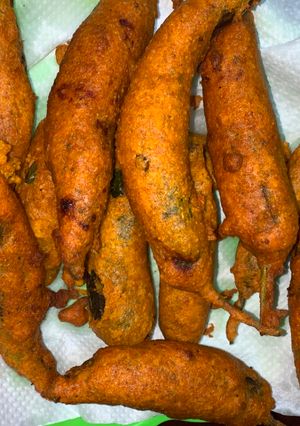 मिर्ची वडा (Mirchi vada recipe in hindi) रेसिपी मुख्य फोटो
