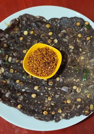 A picture of Ragi rotti.