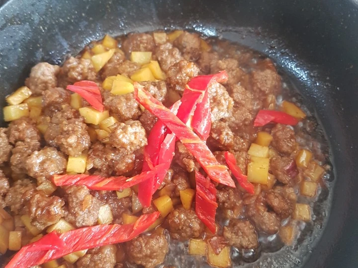 Easy Way Make Recipe Sauteé potato and beef that is Perfect, Delicious}