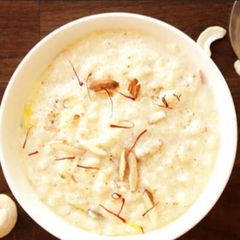 A picture of Mawa Raisin Kheer.