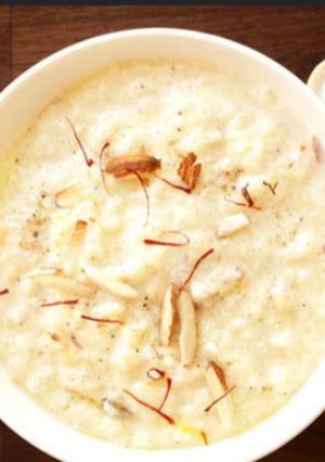 A picture of Mawa Raisin Kheer.
