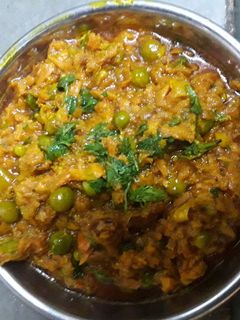 राजस्थानी कच्ची हल्दी की सब्ज़ी (Rajasthani kachi haldi ki sabji recipe in Hindi) रेसिपी मुख्य फोटो