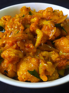 ஆந்திர ட்ரை கோபி மஞ்சுரியன் (Andhra dry gobi manchoorian recipe in tamil) செய்முறை முக்கிய புகைப்படம்