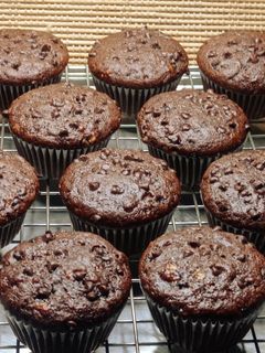 Foto resep (Sourdough Discard) Double Choco Banana Muffins