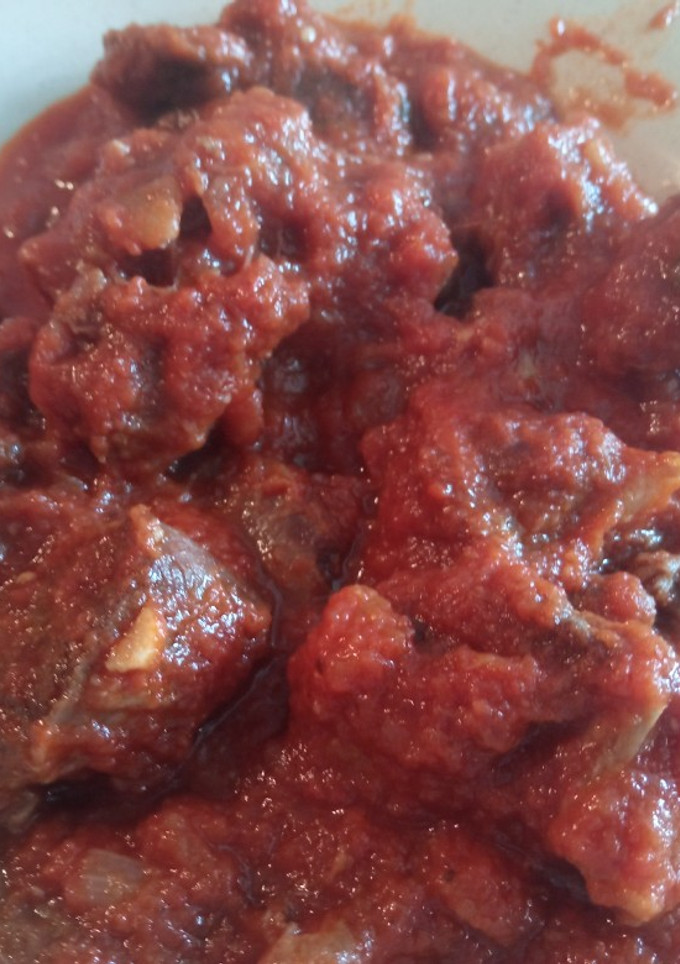 Una foto de Carne con tomate