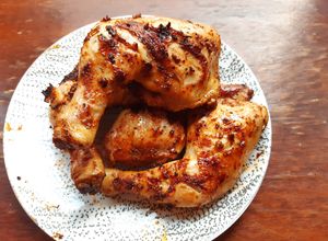 Une photo de Cuisses de poulet marinées au Paprika