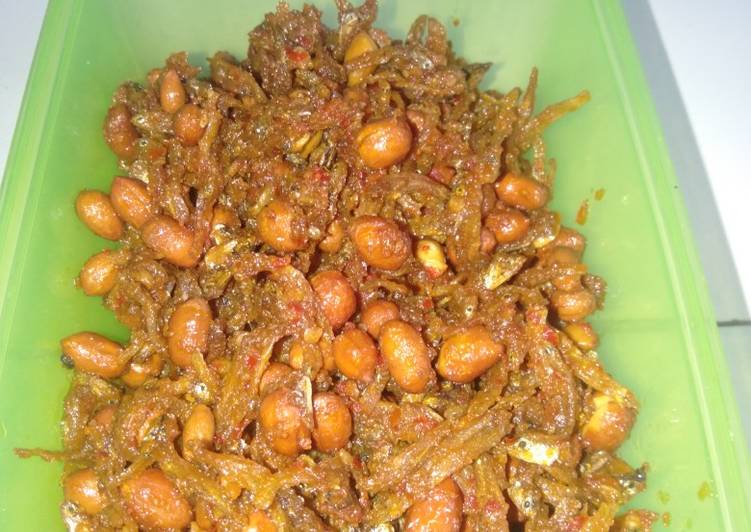 Sambal teri kacang