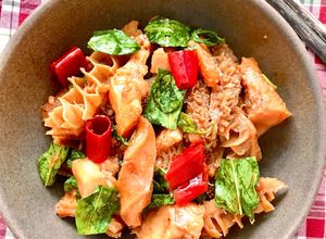 Hình của món Đồ Lòng Bò Xào Rau Răm Ngũ Vị Hương.