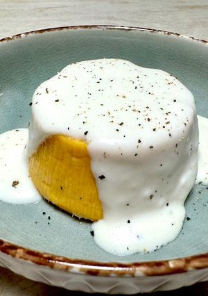Foto di Flan di carote con fonduta al parmigiano