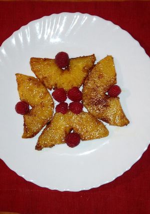 A picture of Pineapple Flambe.