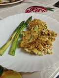 Tortilla de tofu con zanahoria y espárragos