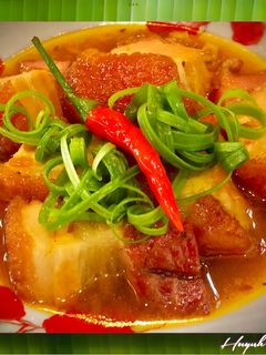 Hình của món Thịt Heo Quay Kho Sa Tế Nước Dừa.