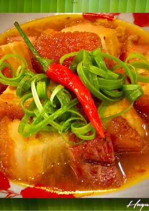 Hình của món Thịt Heo Quay Kho Sa Tế Nước Dừa.