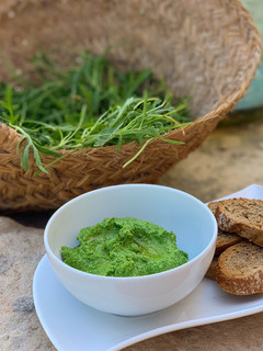 Una foto de Pesto de rúcula y cilantro🌿