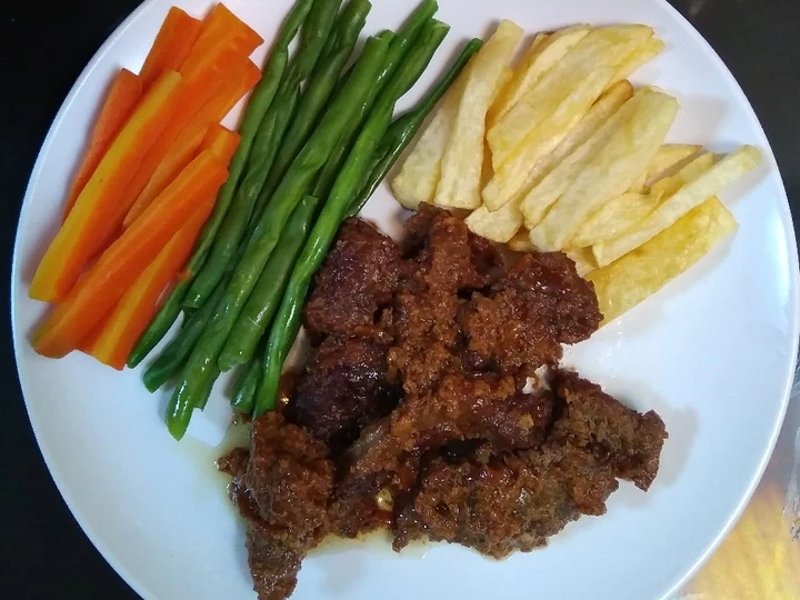 Langkah Gampang Membuat Resep Bistik daging sapi Anti Ribet, Mantap