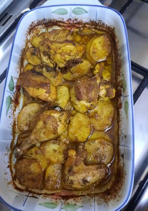 صورة لوصفة صينية الدجاج بالبطاطس في الفرن بتتبيلة لذيذة 🥔🥔🍗🍗