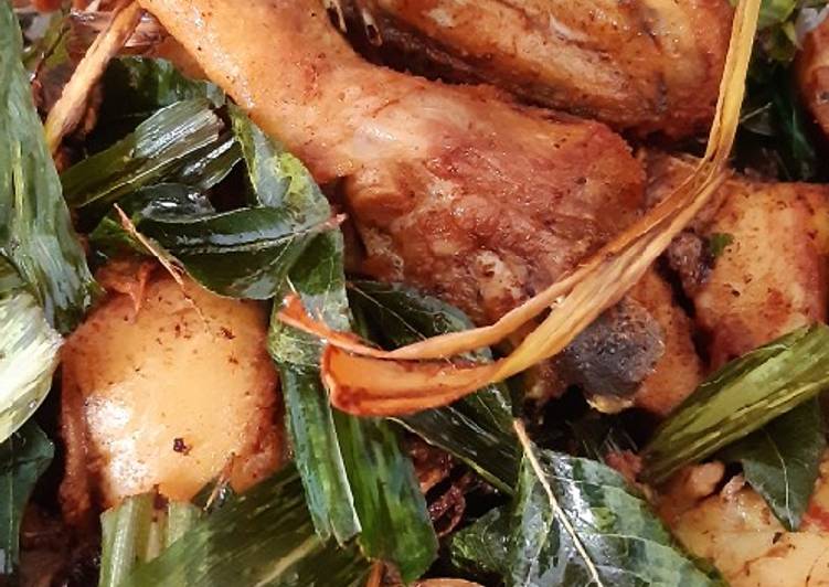 Langkah Mudah untuk Membuat Ayam tangkap khas Aceh, Lezat