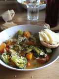 Sopa de verduras, forun culos, y arroz