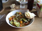 Una foto de sopa tallo brocoli
