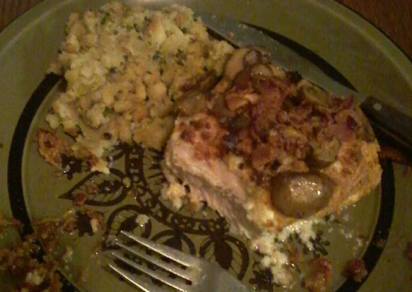 Parmesan crusted pork chops w/bacon bits and garlic mushrooms