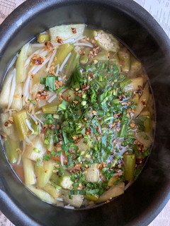 Hình của món Canh chua cá basa + thịt kho tiêu.