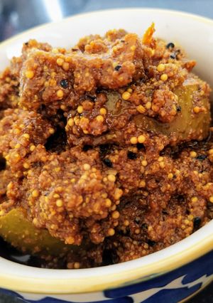 A picture of Instant mango pickle.