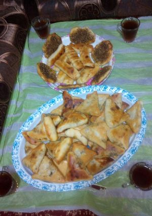 صورة لوصفة معجنات بالسبانخ والجبنة والزعتر